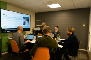 Youngcubator och Edushakers lanserar initiativet ”Empowering Minds” för att stärka entreprenörskap och mental hälsa